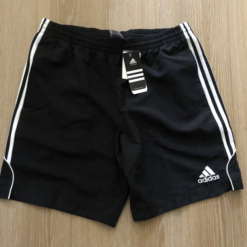 NEW Adidas Shorts w/pockets